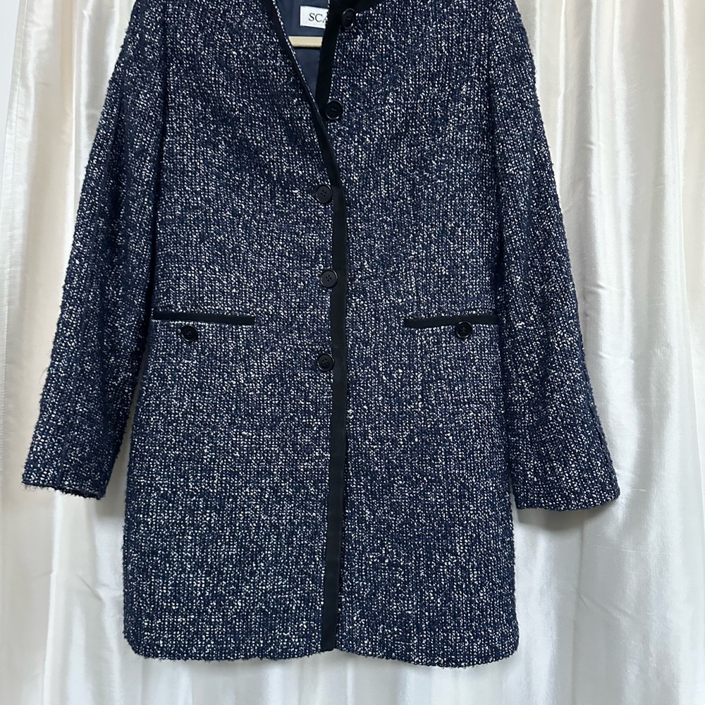 SCAPA Navy blue nubby jacket.   size 42 EU.